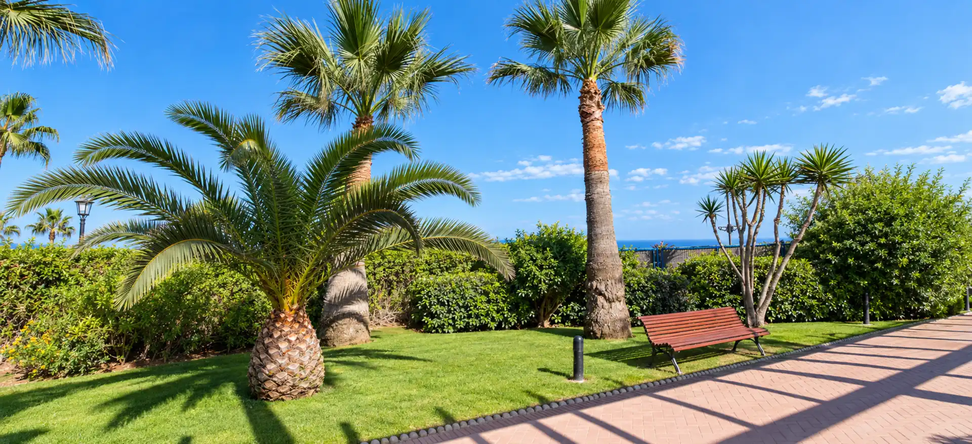 Jardí de Apartament en venda en Manilva amb Aire condicionat, Terrassa i Traster
