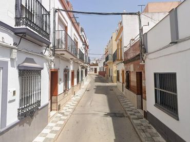 Maison mitoyenne à vendre à Cantillana