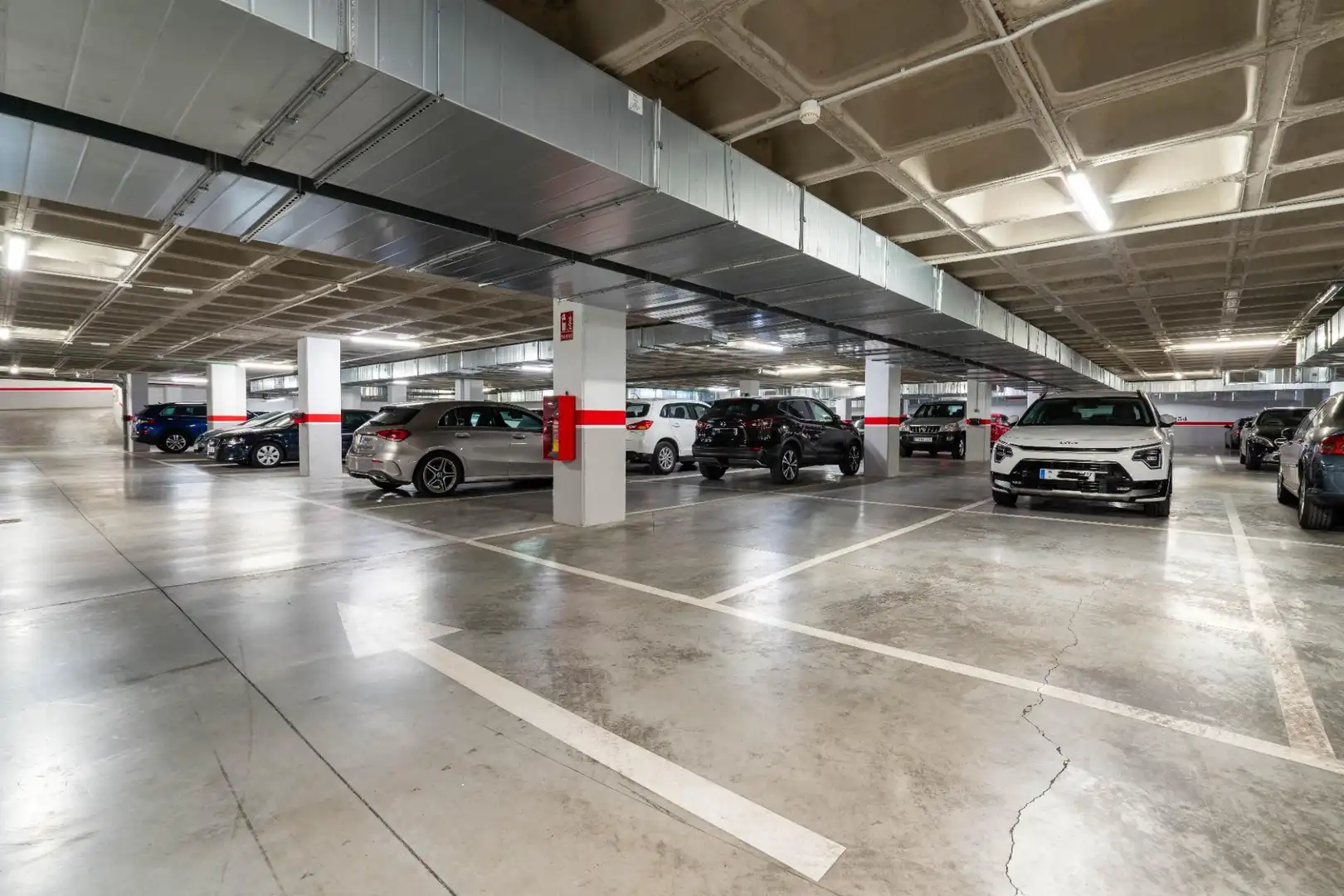 Parking of Flat for rent in Almería  with Air Conditioner, Heating and Private garden