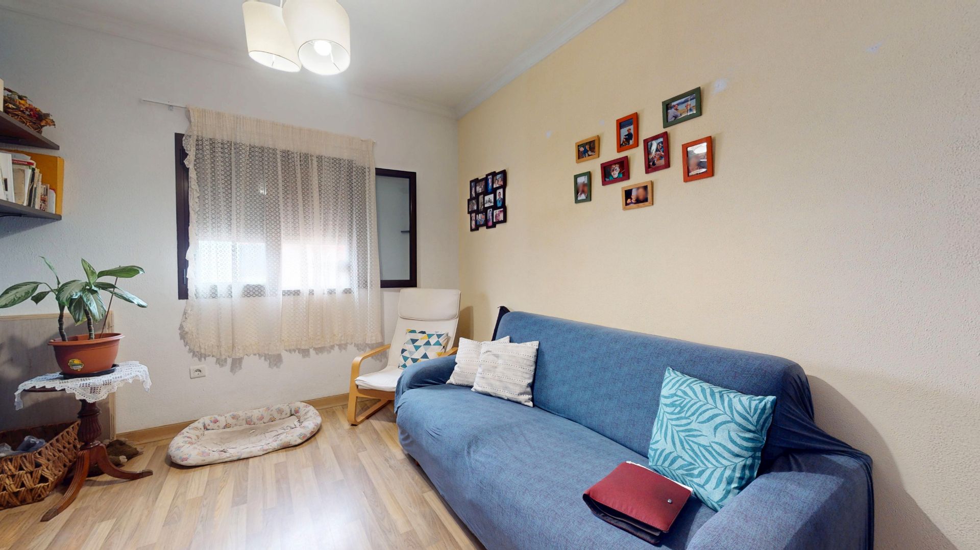Schlafzimmer von Dachboden zum verkauf in Las Palmas de Gran Canaria mit Parkett, Abstellraum und Möbliert