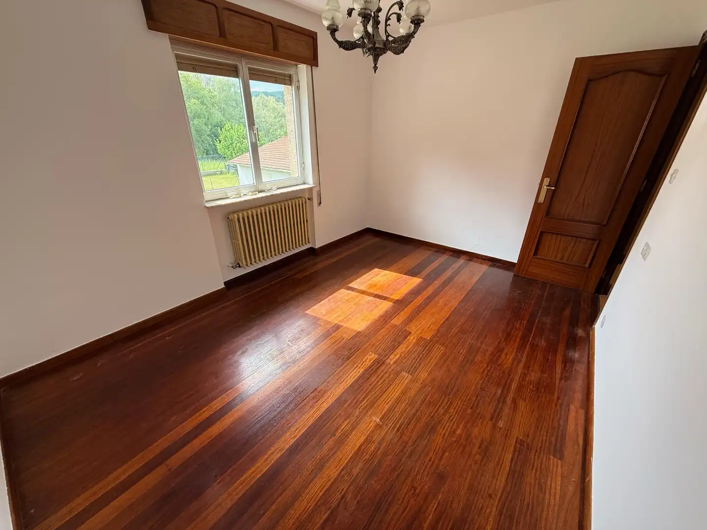Comedor de Casa o chalet en venta en Soto y Amío con Calefacción, Jardín privado y Parquet