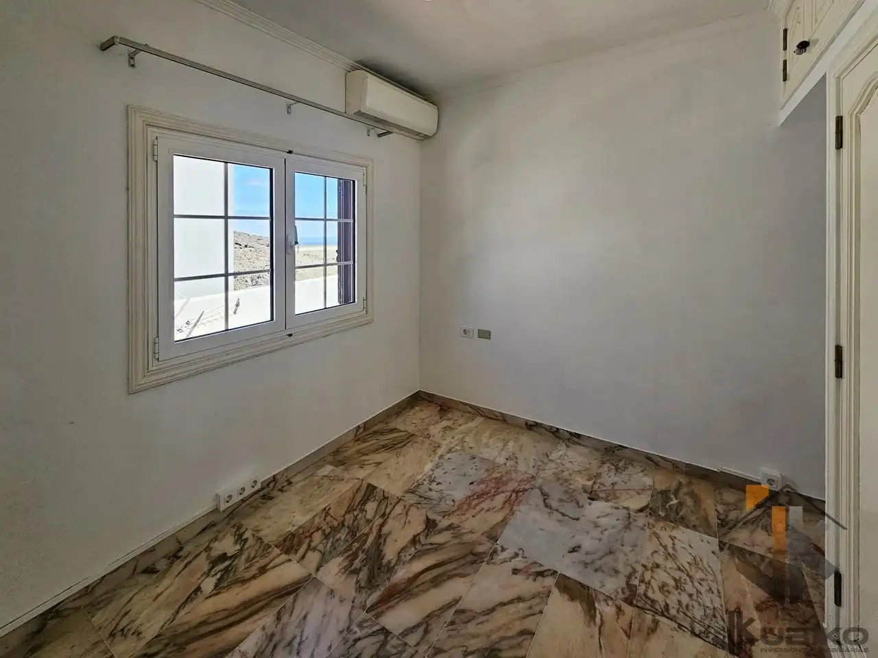Habitación de Casa adosada en venta en Santa Cruz de Tenerife con Aire acondicionado, Terraza y Piscina