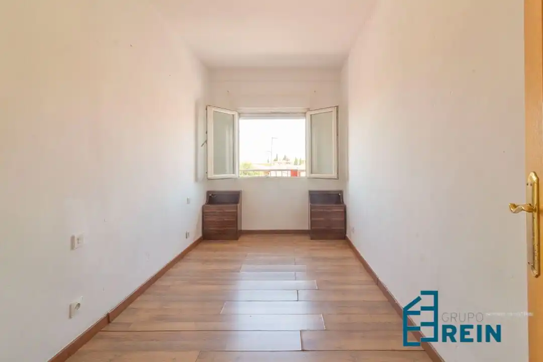 Bedroom of Flat for sale in Recas  with Air Conditioner, Heating and Terrace