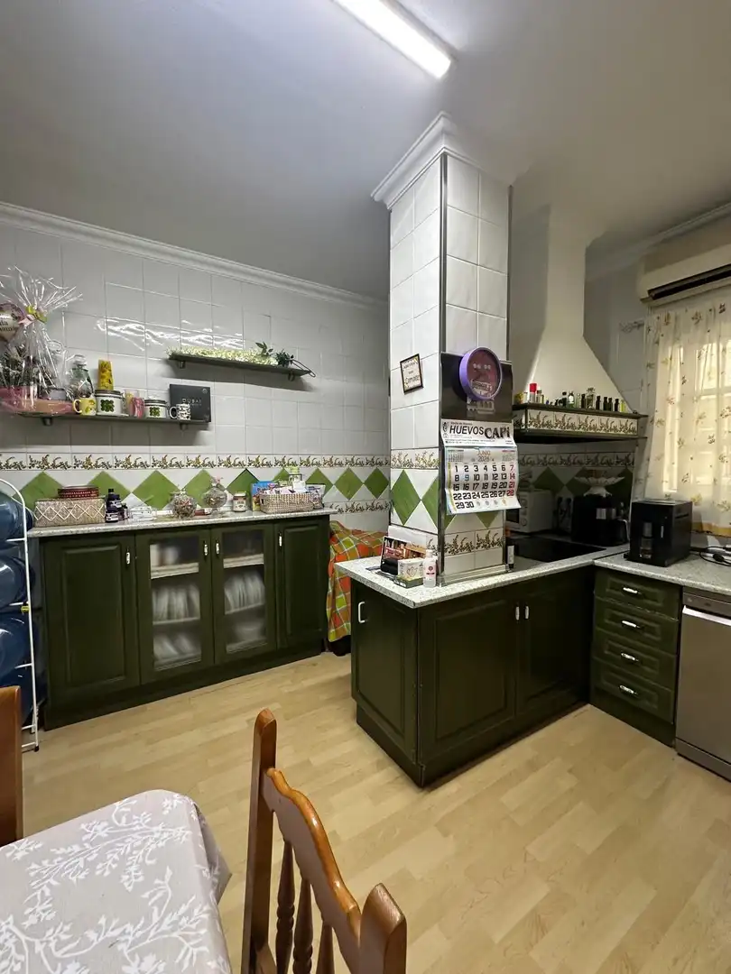Kitchen of Houses for sale in Utrera