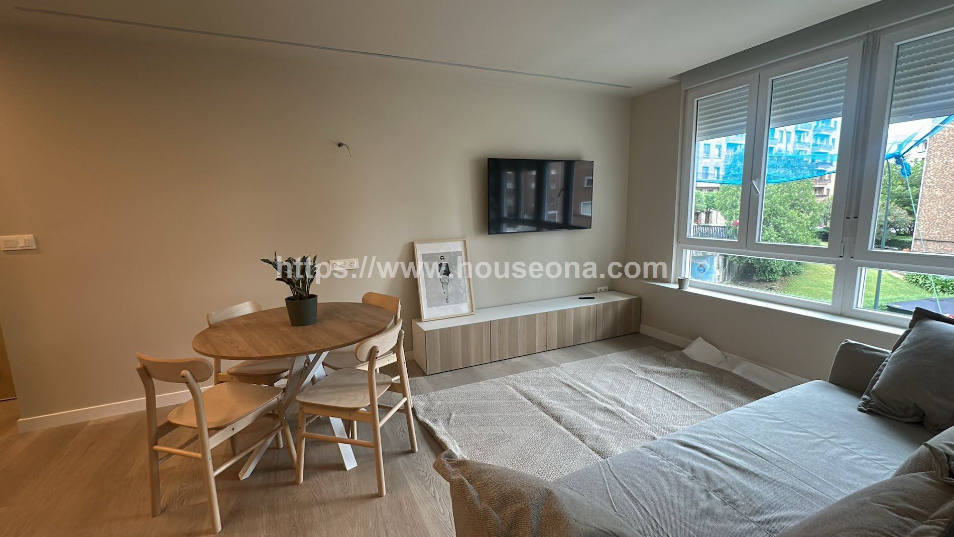 Bedroom of Flat to rent in Bilbao   with Heating and Furnished