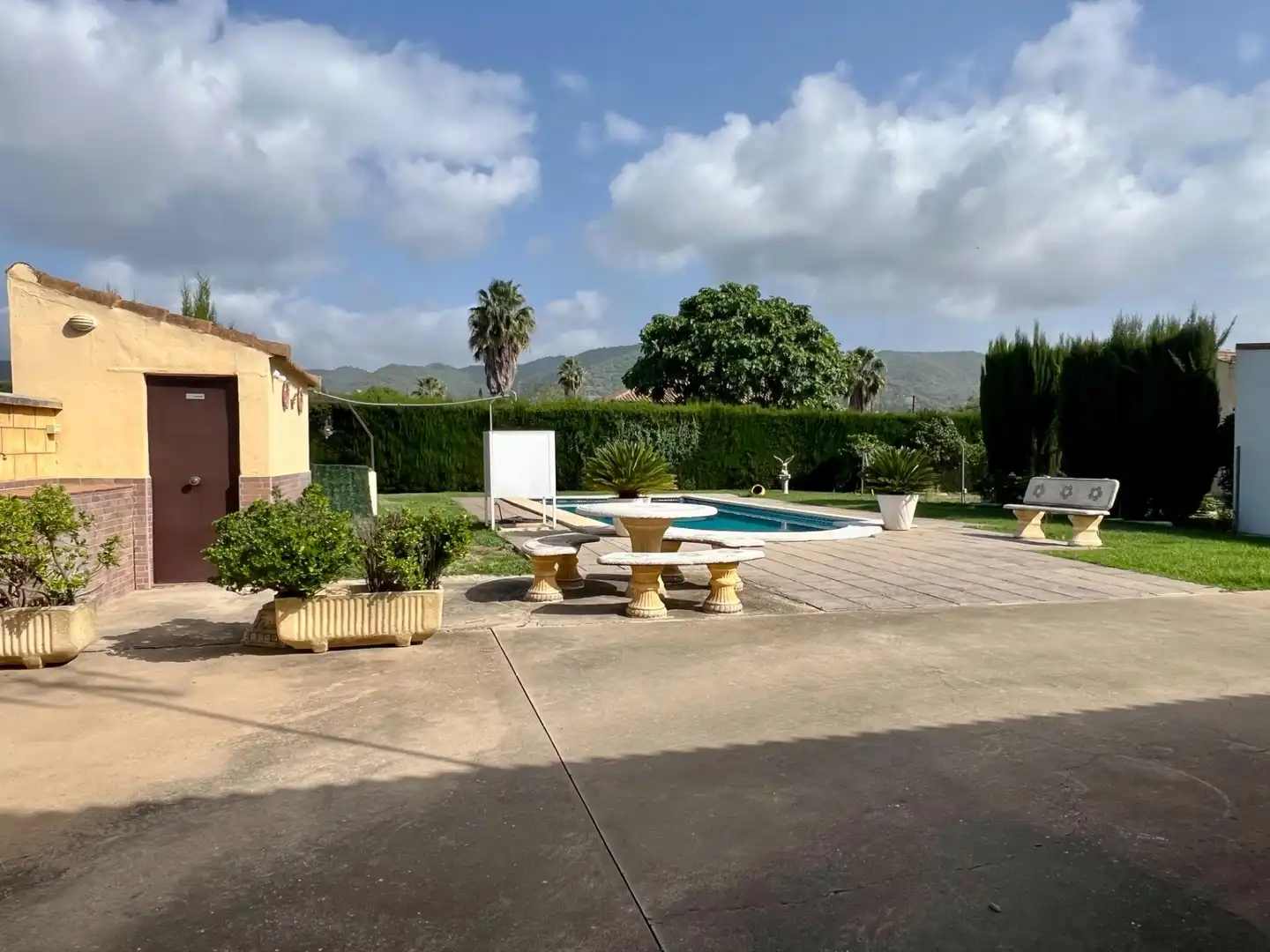 Garden of Houses for sale in Córdoba  with Air Conditioner and Swimming Pool