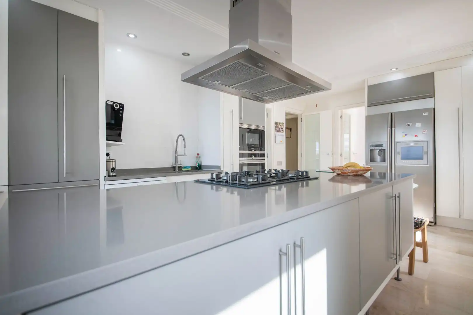 Cocina de Casa o chalet en venta en Alella con Aire acondicionado, Calefacción y Jardín privado
