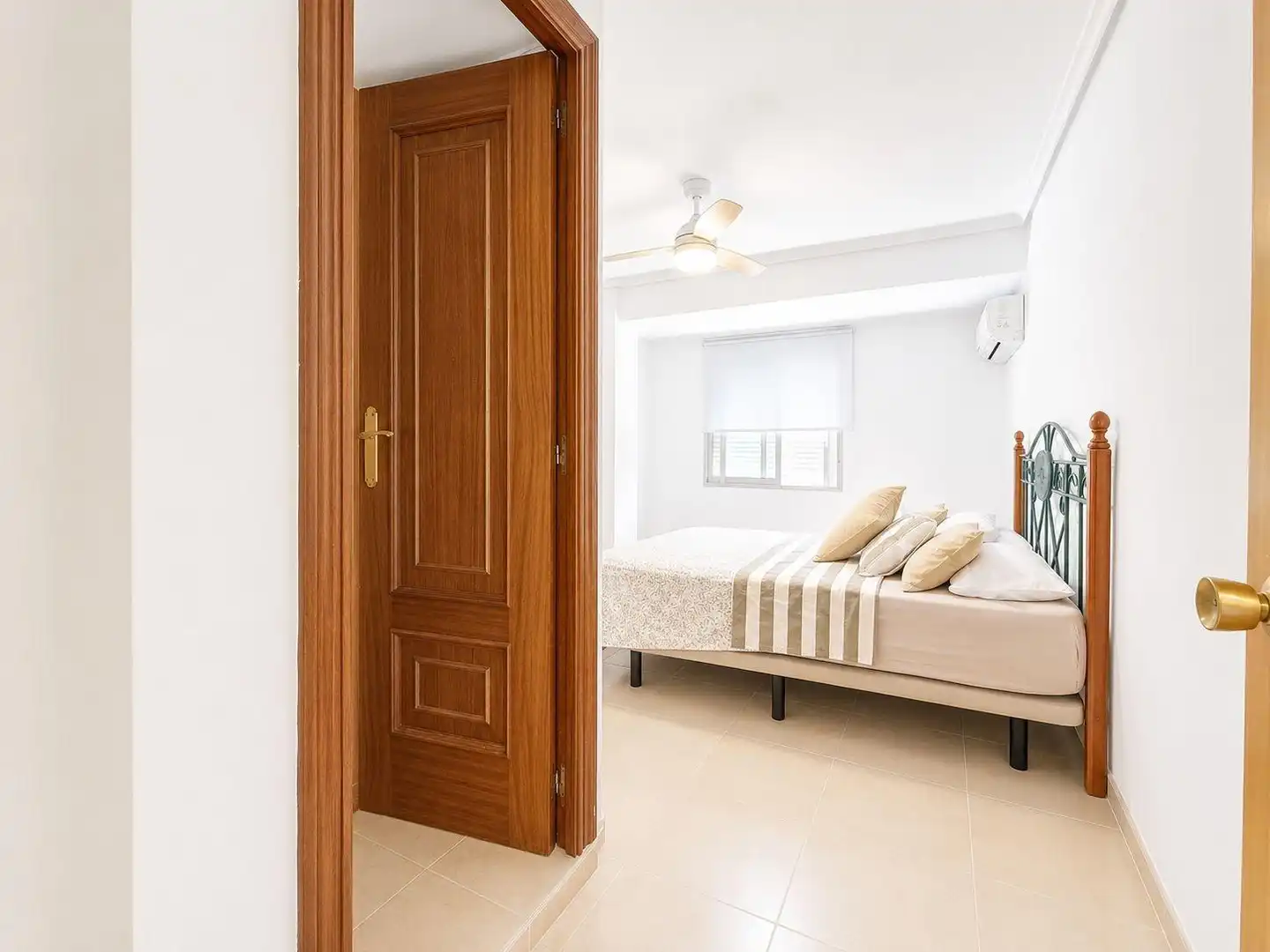 Habitación de Piso en venta en Valencia con Aire acondicionado y Balcón