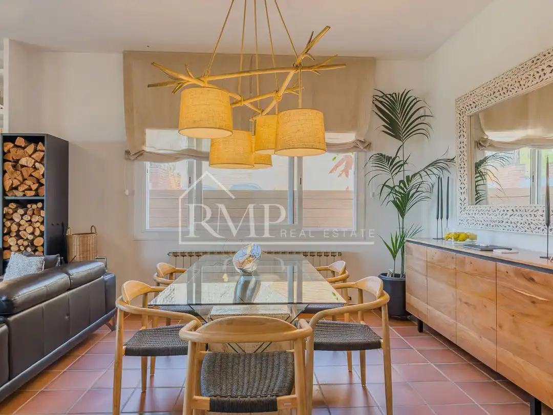Dining room of Detached homes for sale in Sant Andreu de Llavaneres  with Air Conditioner, Heating and Terrace