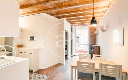 Exterior view of Flat for sale in  Barcelona Capital  with Air Conditioner, Heating and Terrace