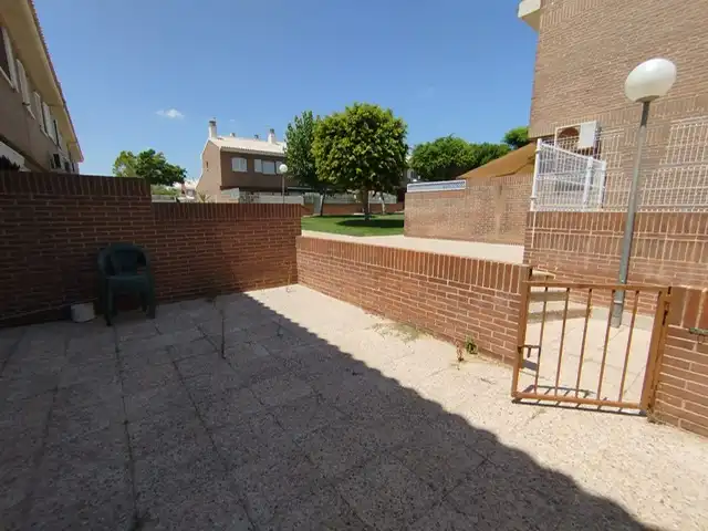 Jardín de Dúplex en venta en Murcia con Terraza, Trastero y Piscina comunitaria