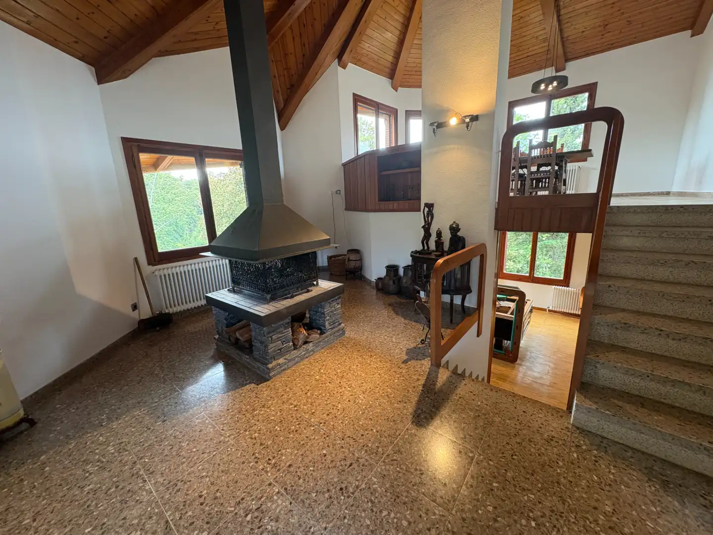 Wohnzimmer von Haus oder Chalet zum Verkauf in Vallgorguina mit Heizung und Privatgarten