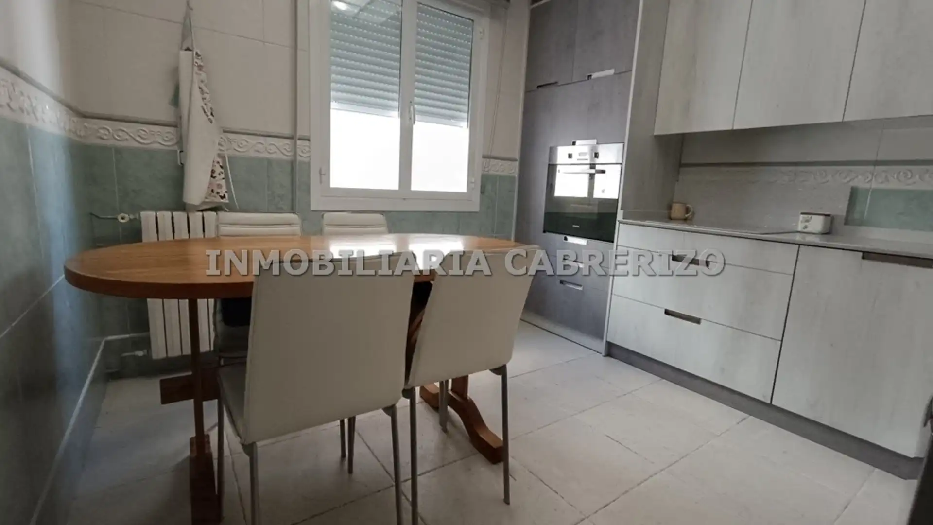 Kitchen of Flat for sale in  Logroño  with Heating, Terrace and Furnished