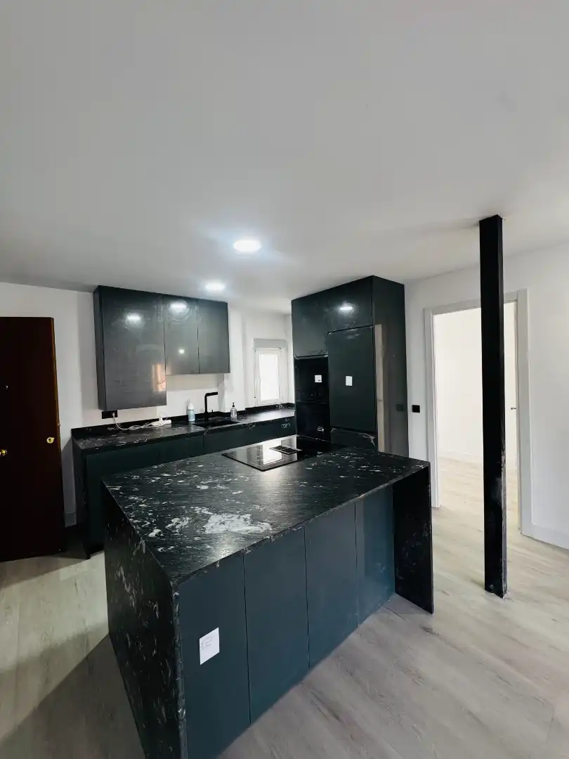Flat with terrace for sale in Plaza de la Ciudad de Salta 4, imagen 4
