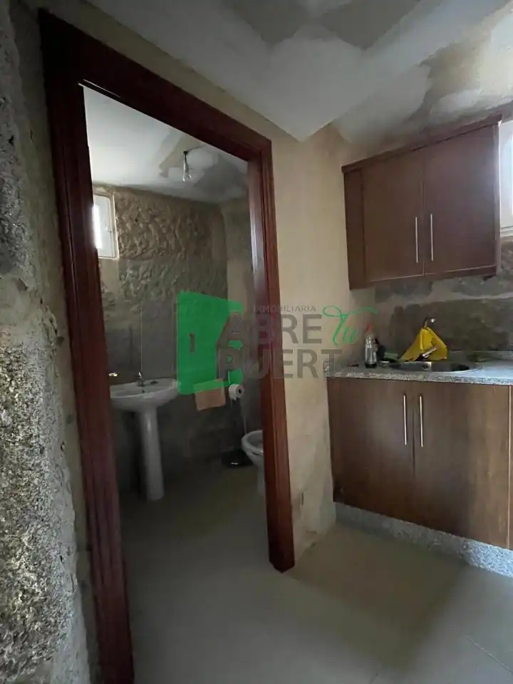 Baño de Casa o chalet en venta en Vilar de Barrio con Calefacción, Jardín privado y Amueblado