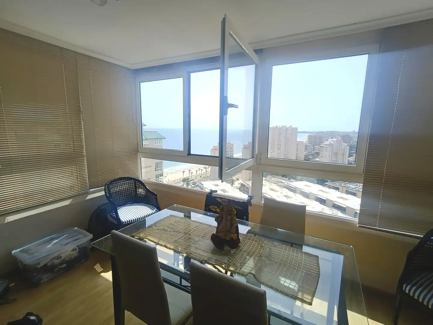Schlafzimmer von Wohnungen zum Verkauf in El Campello mit Heizung, Parkett und Terrasse