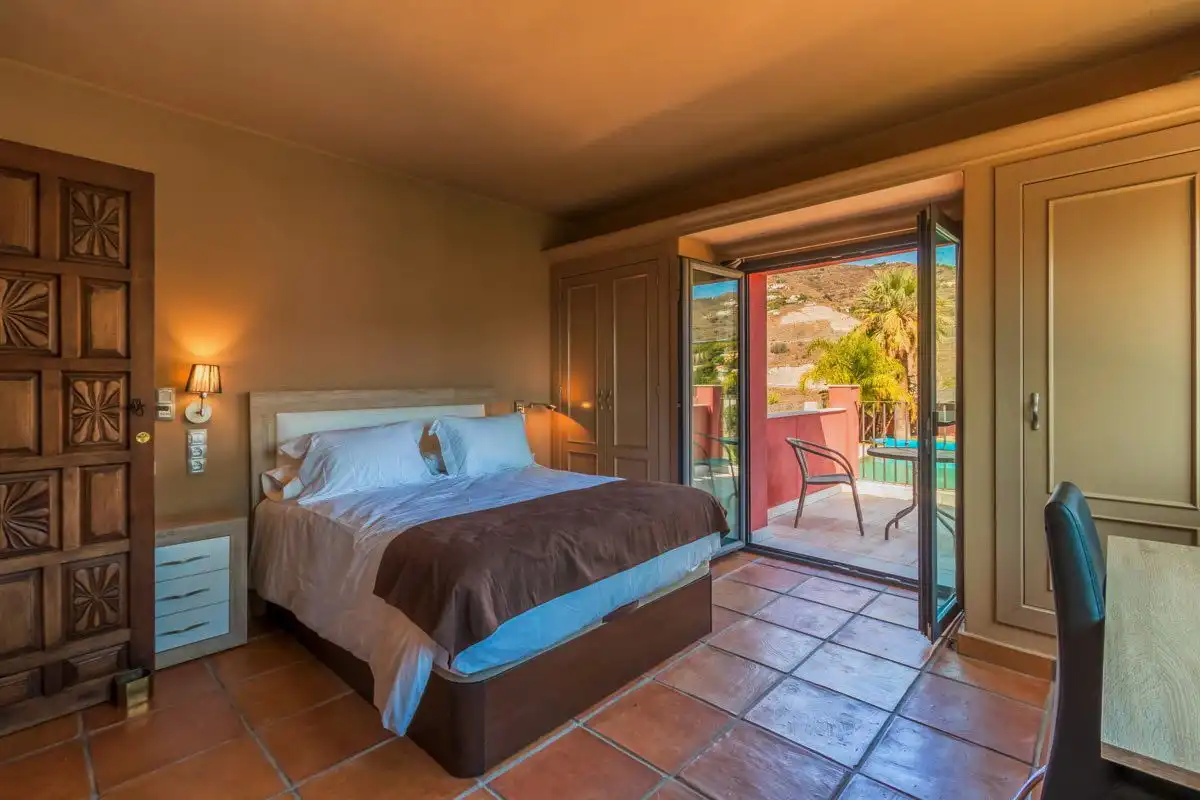 Habitación de Casa o chalet en venta en Almuñécar