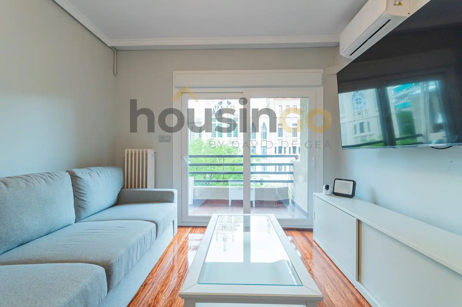 Living room of Flat for rent in Madrid  with Air Conditioner, Heating and Terrace