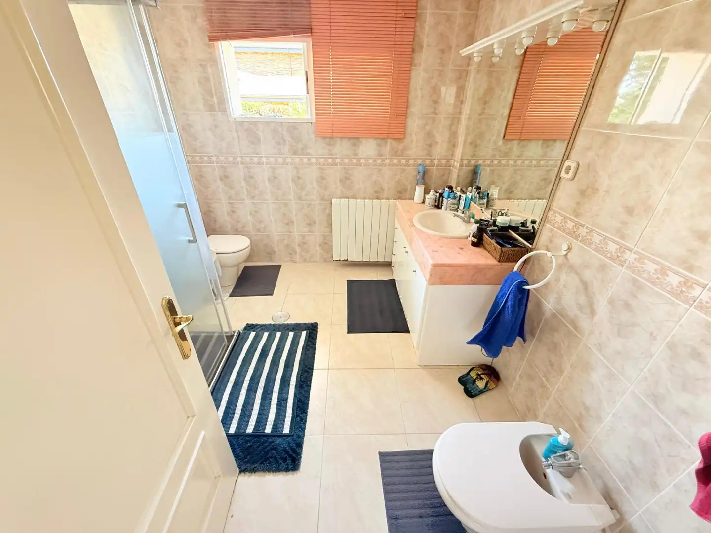Baño de Casa o chalet en venta en Boadilla del Monte con Aire acondicionado, Calefacción y Piscina