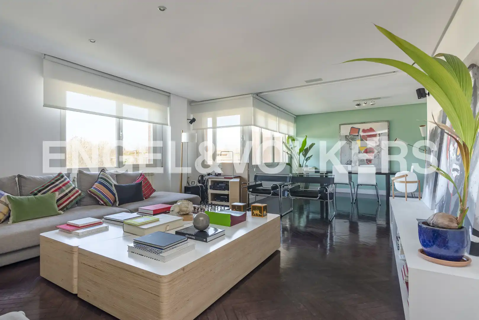 Sala de estar de Dúplex en venta en Madrid con Aire acondicionado, Calefacción y Terraza