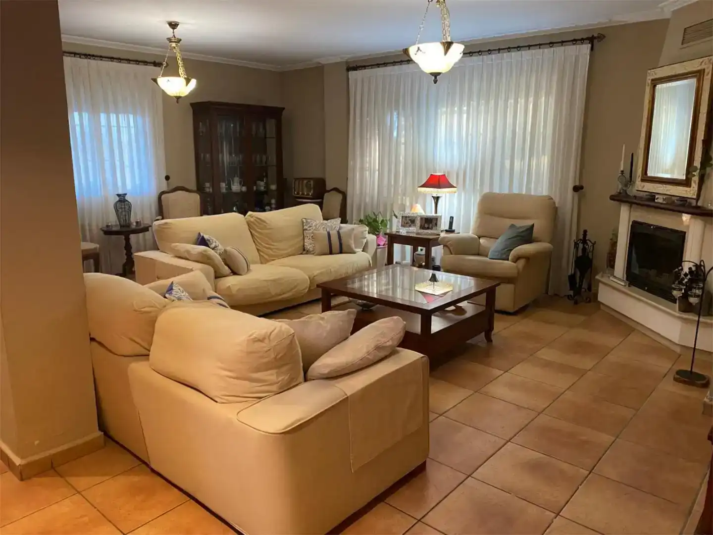 Sala de estar de Casa o chalet en venta en Torrent con Aire acondicionado, Piscina y Balcón