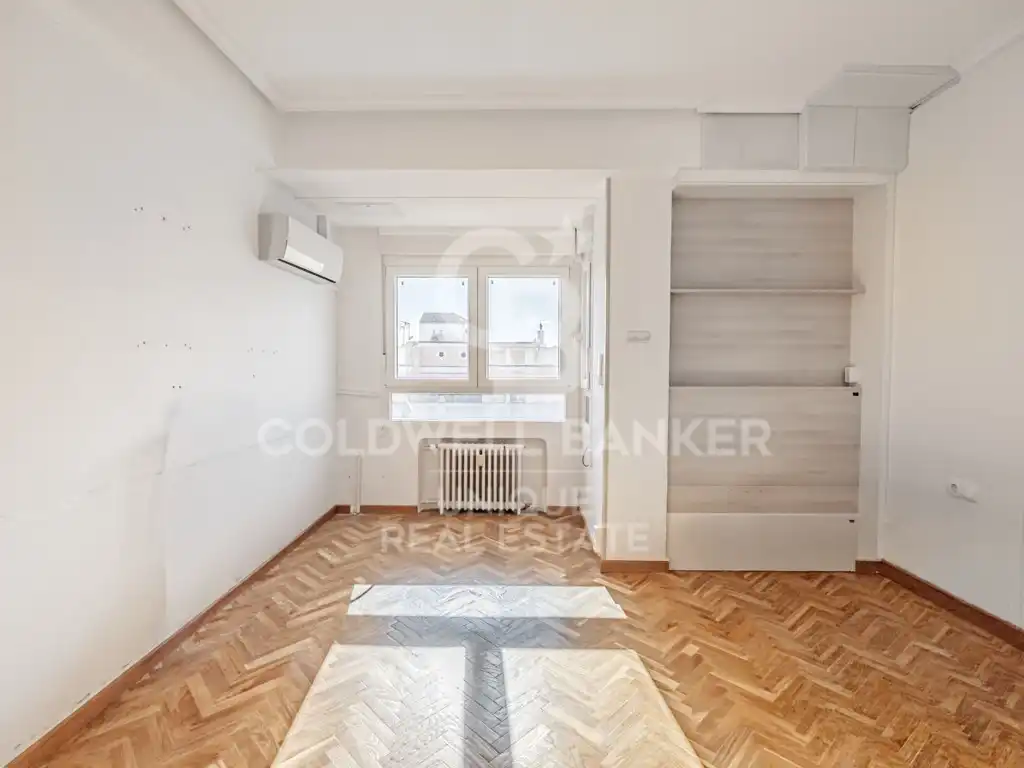 Piso en venta en Madrid con Terraza