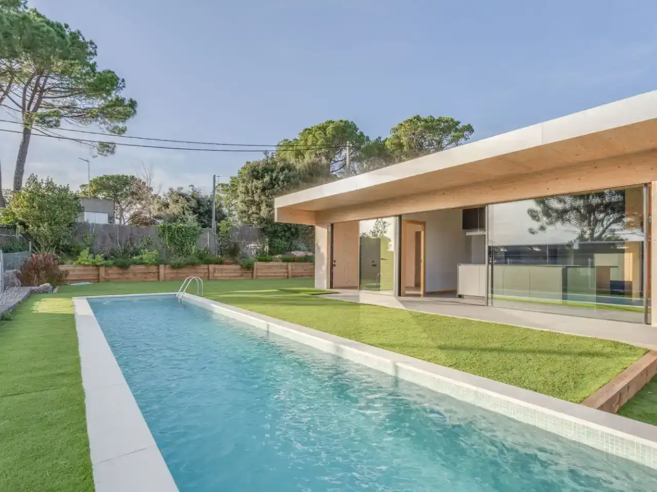 Schwimmbecken von Haus oder Chalet zur Miete in Matadepera mit Privatgarten, Parkett und Schwimmbad