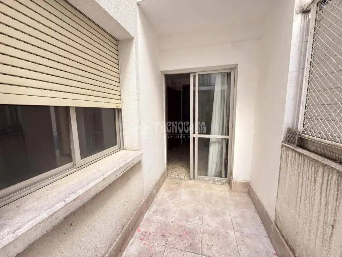 Habitación de Piso en venta en Zaragoza con Calefacción, Terraza y Balcón