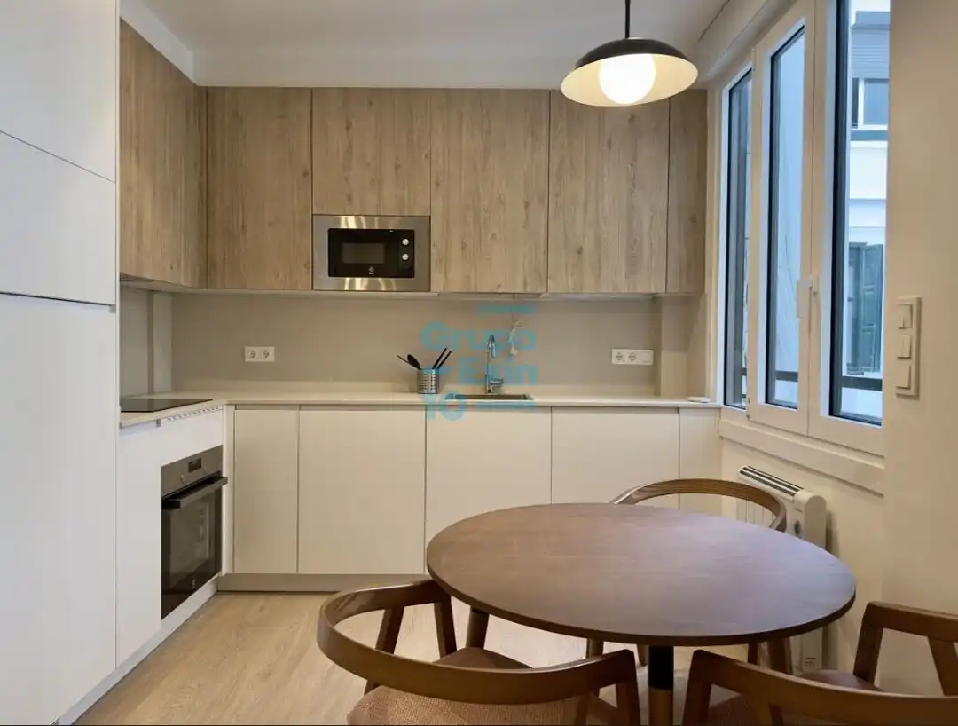 Kitchen of Flat for rent in Donostia - San Sebastián   with Heating