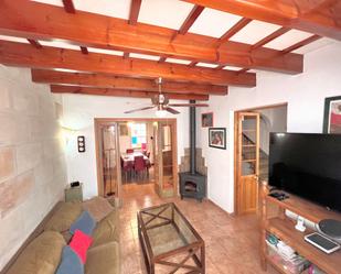 Sala d'estar de Casa o xalet en venda en Es Mercadal amb Aire condicionat, Calefacció i Terrassa