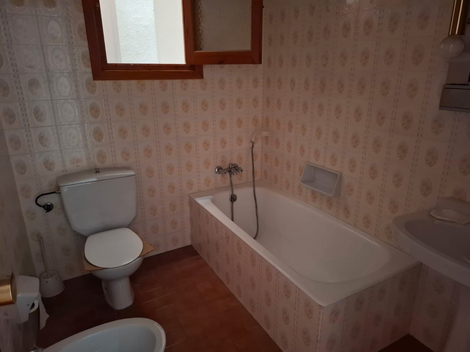 Bany de Pis en venda en Motril amb Terrassa i Traster