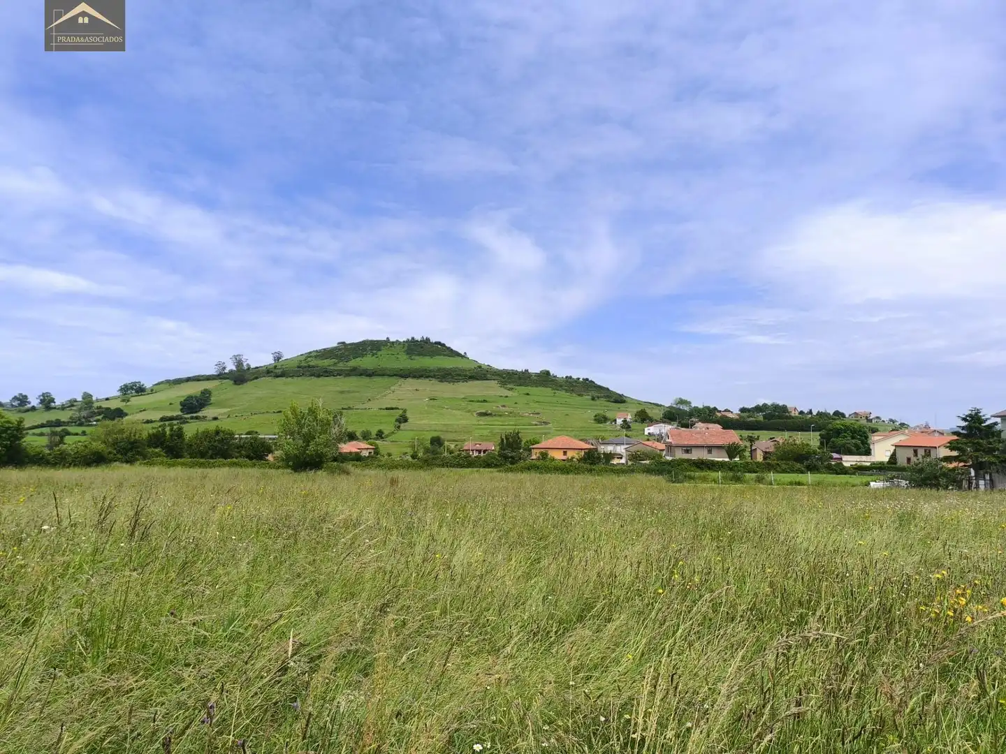 Residencial en venda en Santillana del Mar