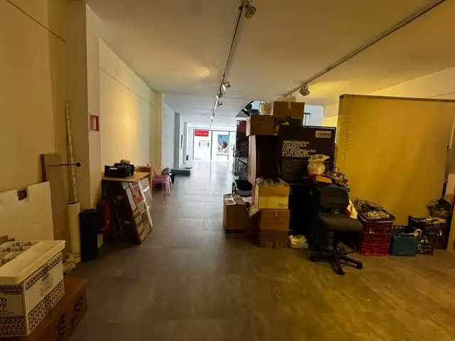 Büro zum Verkauf in Mollet del Vallès mit Klimaanlage, Terrasse und Abstellraum