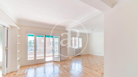 Photo 4 of Flat to rent in C. de Fortuny, Almagro, Madrid