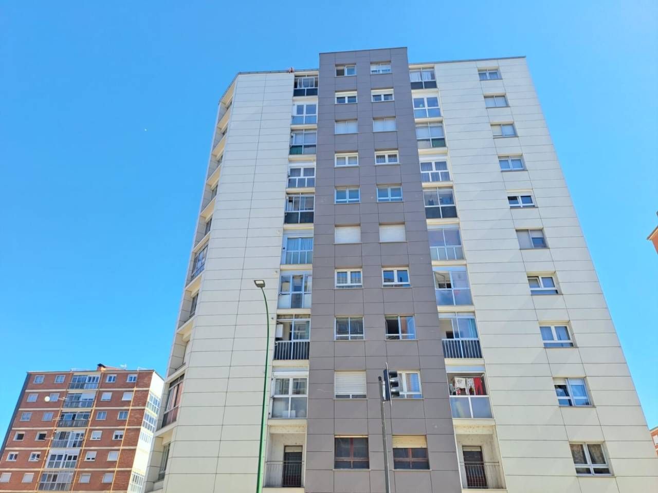 Exterior view of Flat for sale in Burgos Capital  with Heating and Terrace