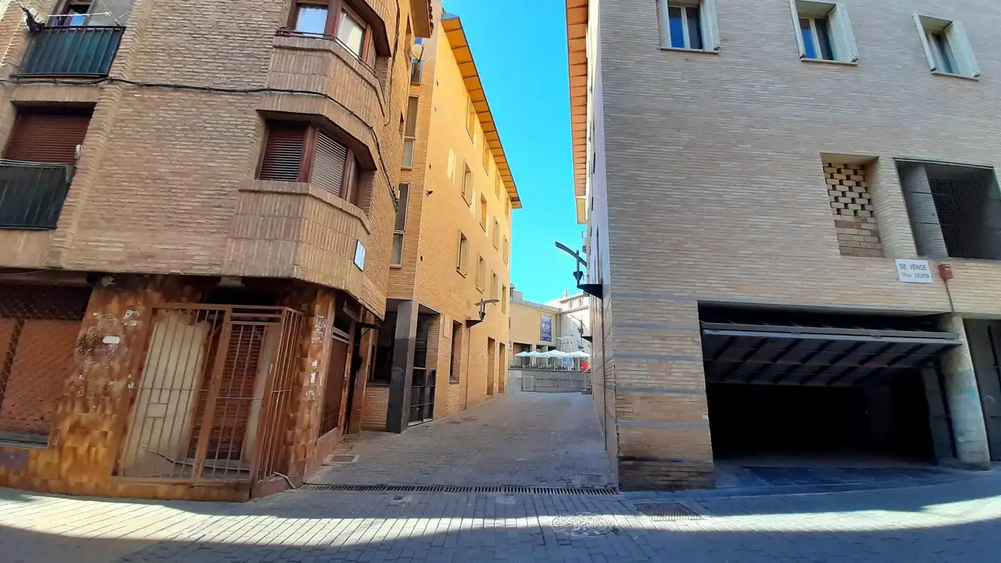 Vista exterior de Pis de lloguer en Tudela amb Calefacció, Traster i Moblat