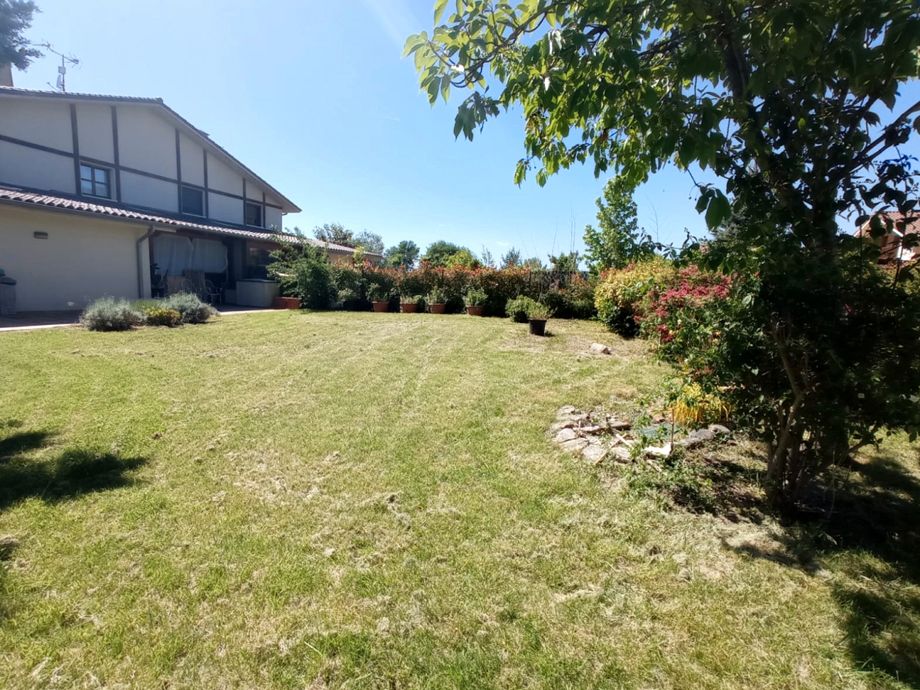 Casa o chalet en venta en Barrundia con Calefacción y Jardín privado