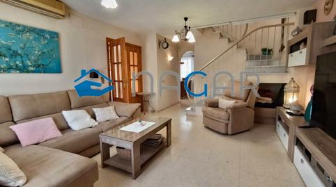 Foto 2 de Casa adosada en venta en El Zabal - Santa Margarita, La Línea de la Concepción