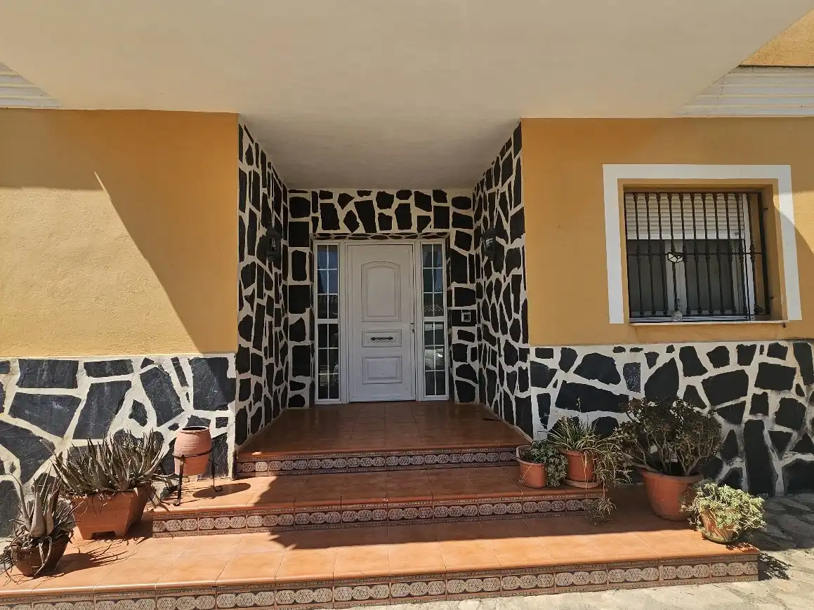 Casa con piscina en venta en Enguera, imagen 3