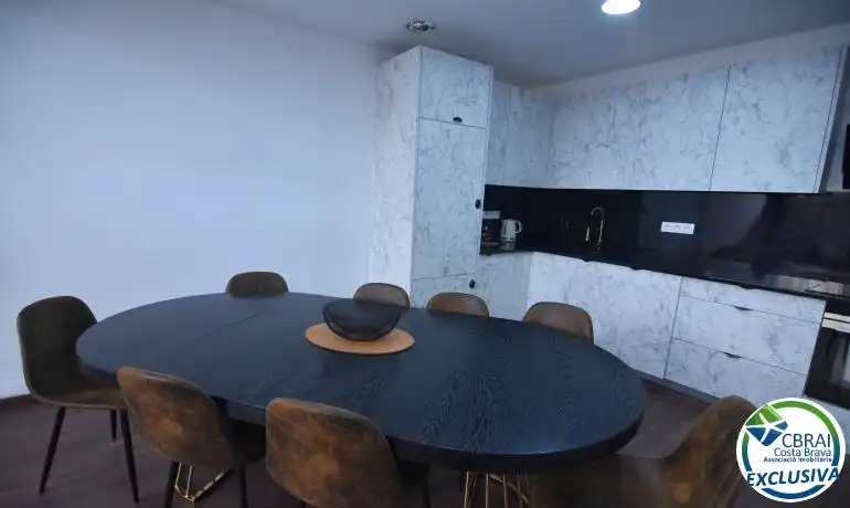 Dining room of Office for sale in Empuriabrava  with Furnished