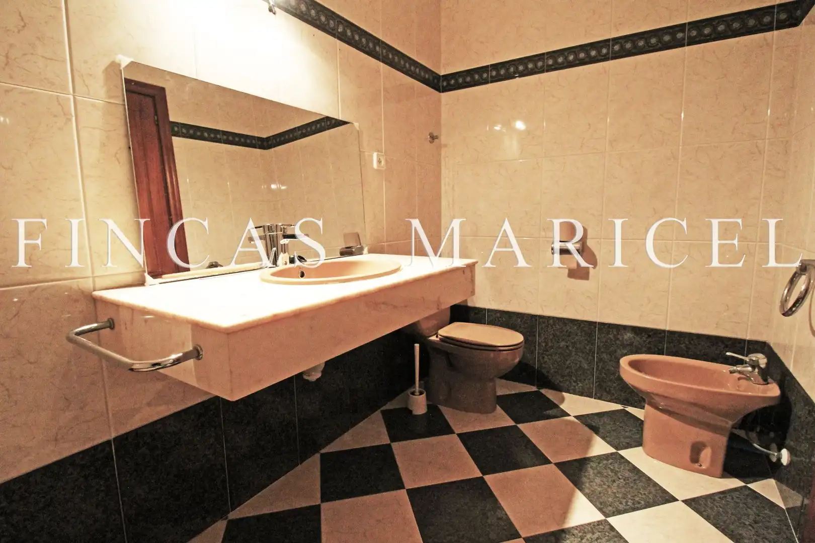 Baño de Ático en venta en Sitges con Aire acondicionado, Calefacción y Terraza