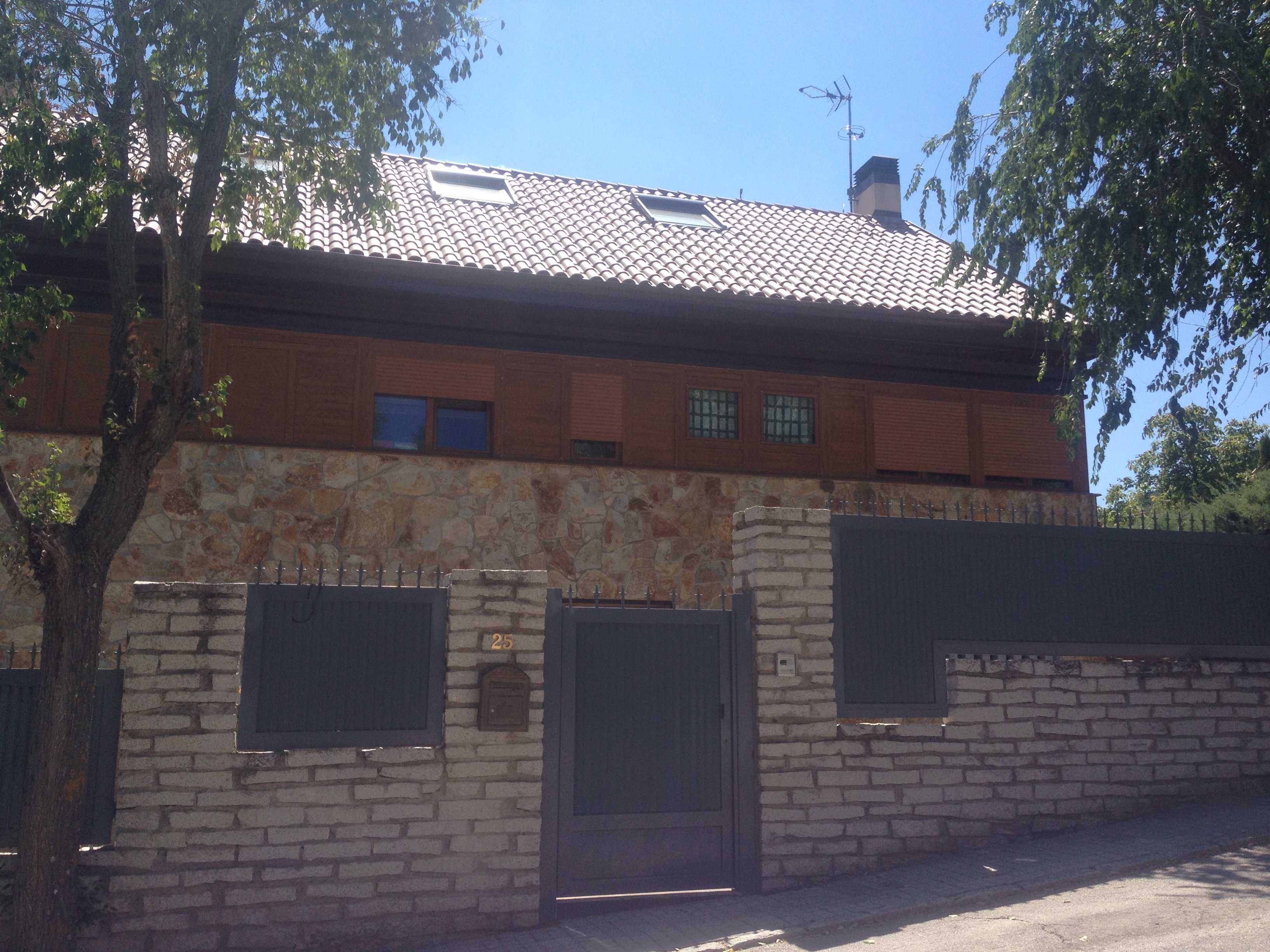 Exterior view of Flat for sale in San Lorenzo de El Escorial