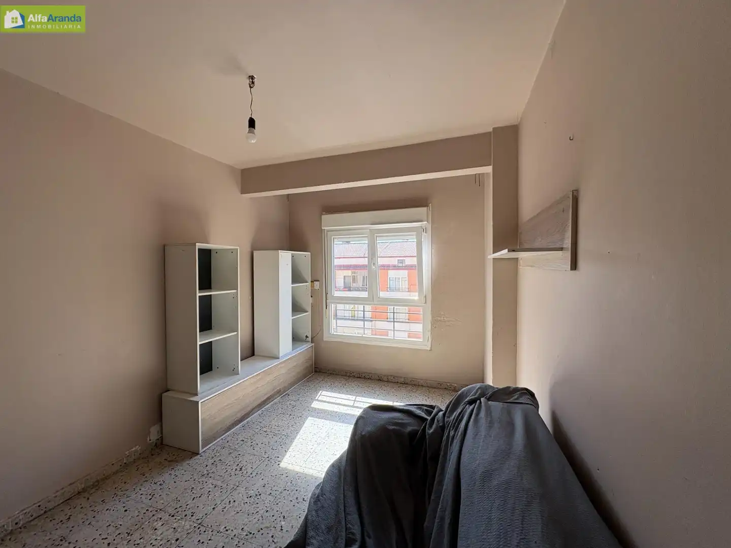 Habitación de Piso en venta en Aranda de Duero con Calefacción y Balcón