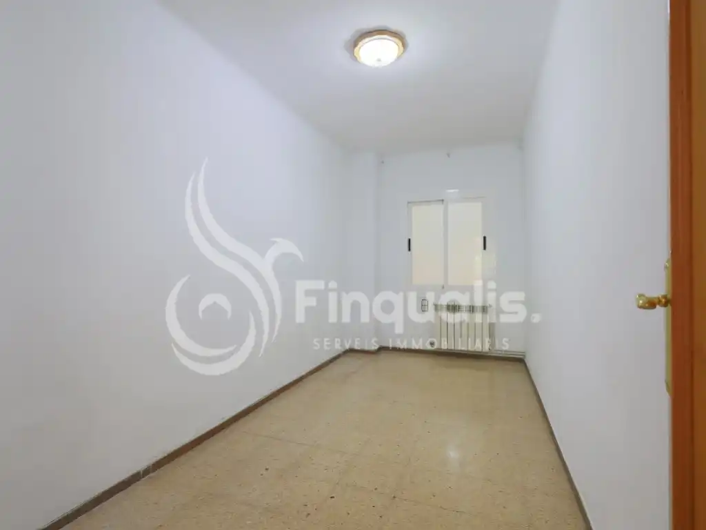 Bedroom of Flat for sale in Granollers