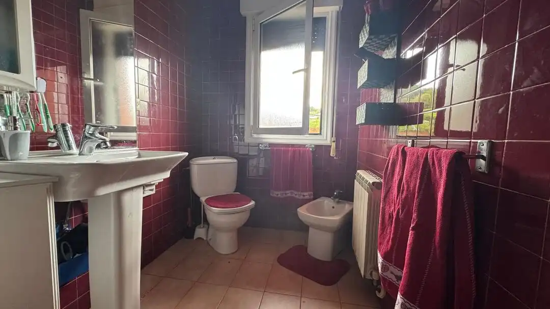 Baño de Piso en venta en Ibarra con Calefacción y Balcón