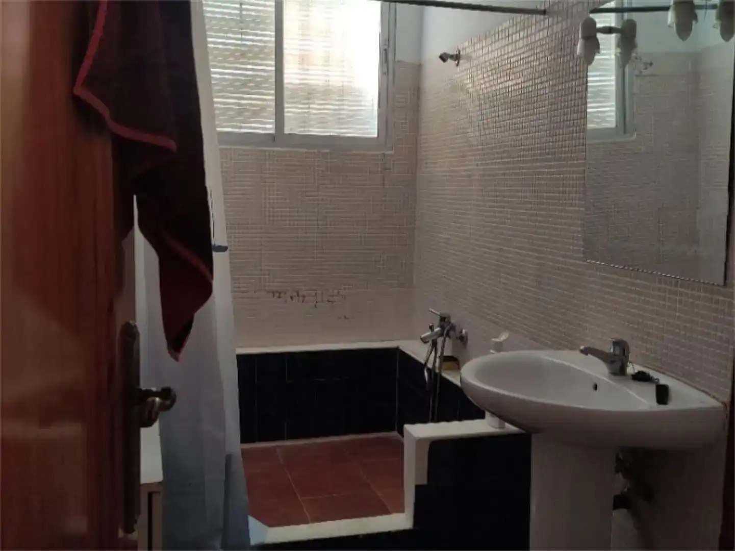 Baño de Piso en venta en Almáchar con Aire acondicionado, Jardín privado y Piscina