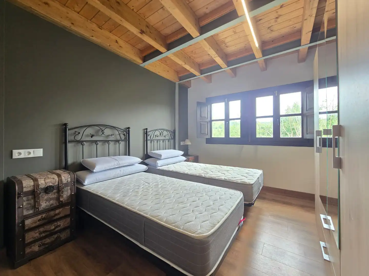 Habitación de Casa o chalet en venta en Llanes con Calefacción, Jardín privado y Trastero