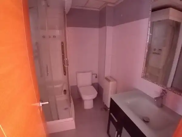 Badezimmer von Wohnung zum Verkauf in Madrid