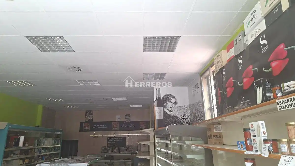 Local comercial en venta en MURRIETA, imagen 3