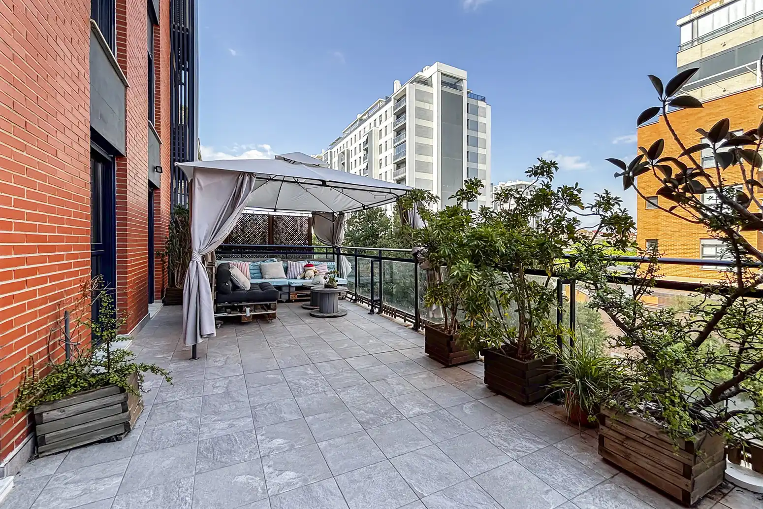 Flat with pool for sale in Valencia - CL JORGE COMIN METGE PEDIATR, imagen 2